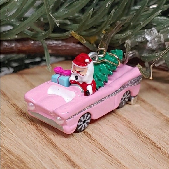 NWT Betsey Johnson Pink Santa Car Earrings Mix-Matched Rhinestones & Faux Pearl - Picture 17 of 17